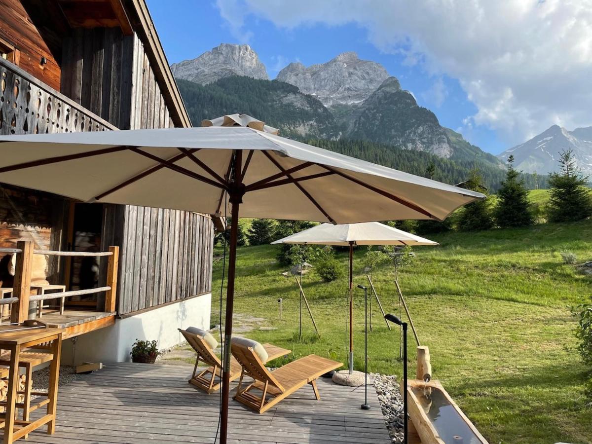 Alpen Charme - Chalet D'Hotes Et Spa Gsteig Esterno foto