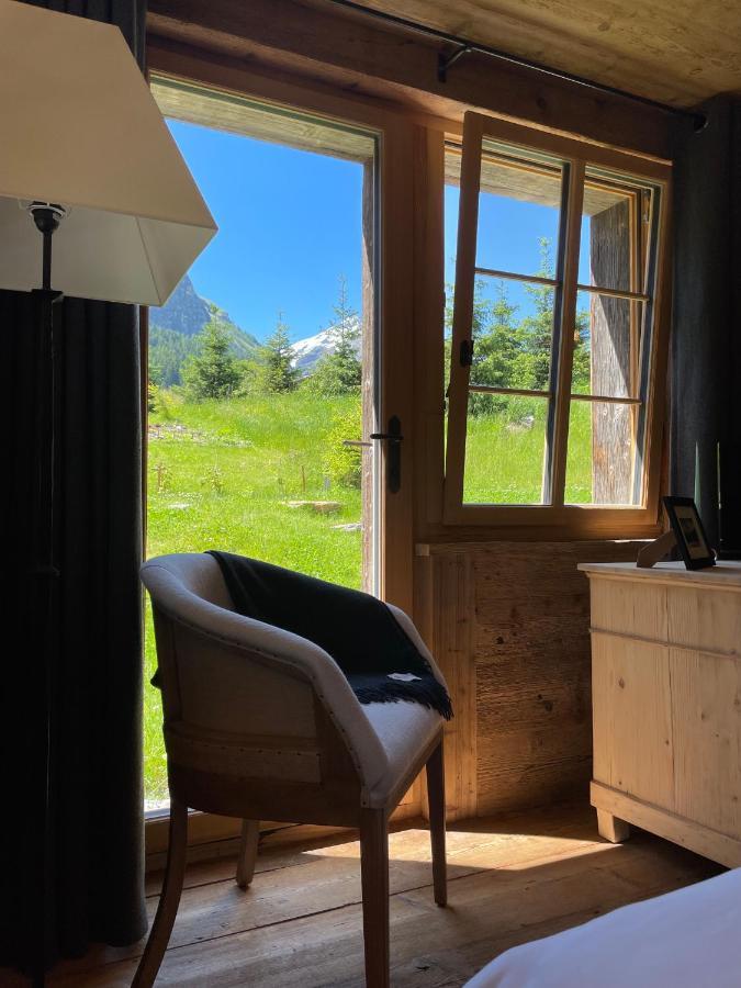 Alpen Charme - Chalet D'Hotes Et Spa Gsteig Esterno foto