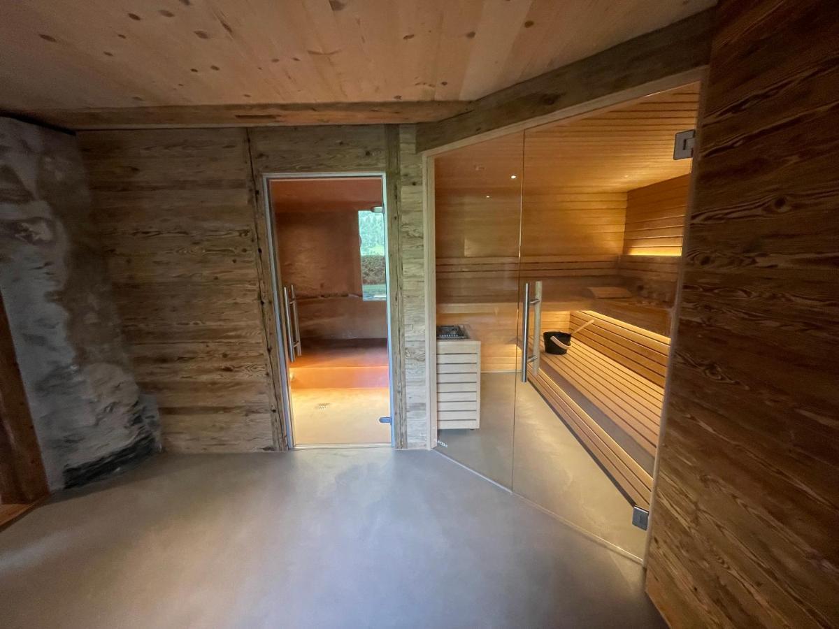 Alpen Charme - Chalet D'Hotes Et Spa Gsteig Esterno foto